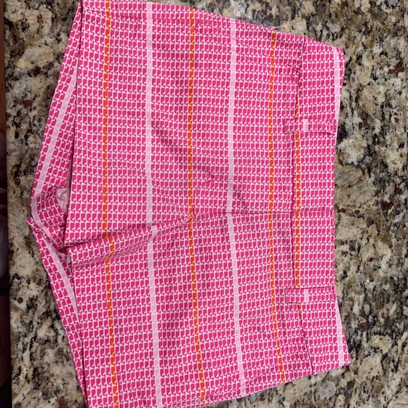 Vineyard Vines shorts - Picture 3 of 3